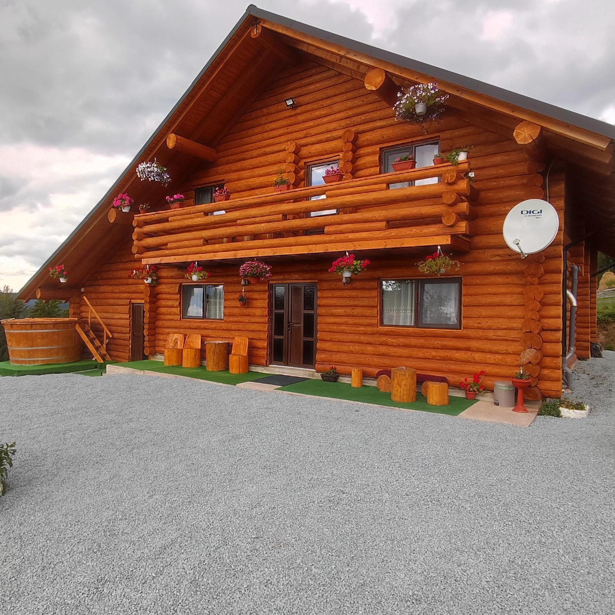 Cabana Colt De Munte Gîrda de Sus Eksteriør billede